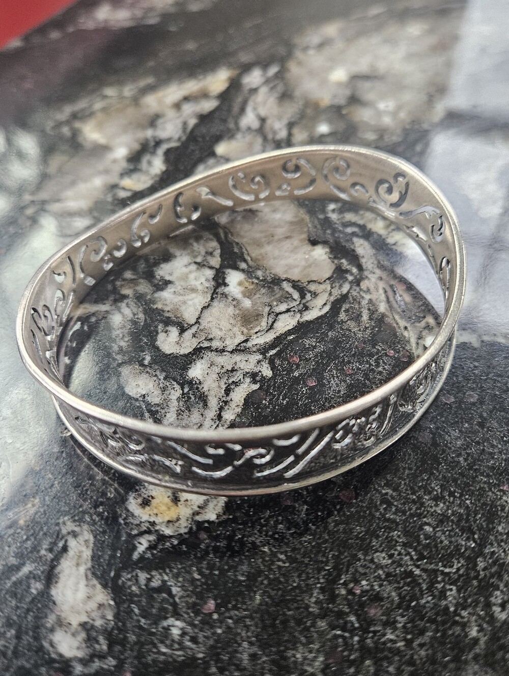 SILPADA Oxidized Sterling Silver Oval Wavy Filigree Bangle M2082